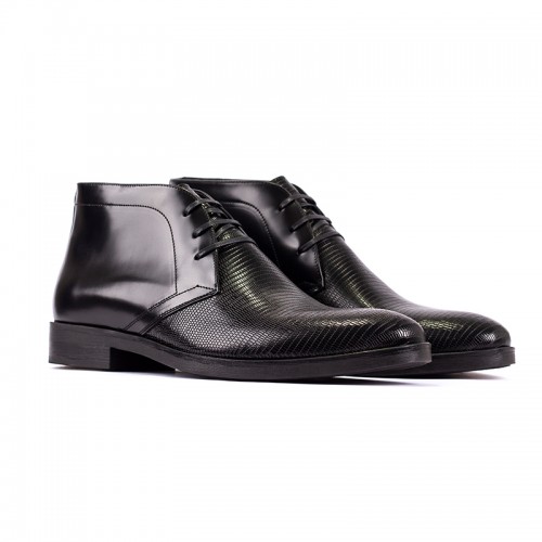 Botas en cuero para hombre...